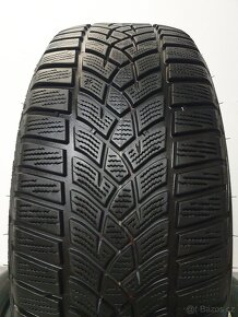 2x -- 205/55 R17 Zimní pneu Goodyear UltraGrip Performance + - 5