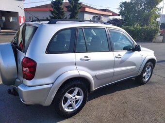 Toyota Rav4 2.0 D4D,4x4,najeto 175900km. - 5