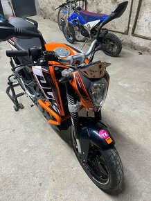 KTM DUKE 125 - 5