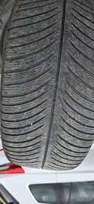 Zimni pneu 255/40 r20 - 5