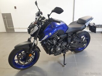 YAMAHA MT 07 - 5