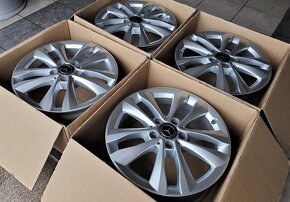 #M19 ALU R17 5x112 Audi VW Seat Skoda MB SsangYung - 5