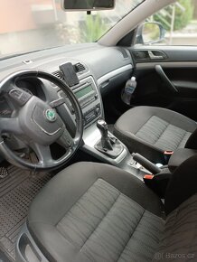 Octavia 2 Kombi 1.9 TDI 77 kw facelift 6/2009 - 5