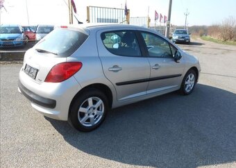 Peugeot 207 1,4 54 kW KLIMA Serviska benzín - 5