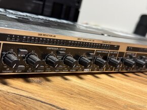 zvukový procesor Behringer Autocom Pro-XL MDX1600 - 5