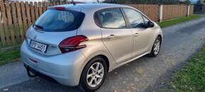 Peugeot 208 1,2i 60Kw  Puretech 31 000km 2017 nové ČR tažné - 5