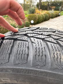 Nokian Dr w4 185/65 R14 disky focus - 5