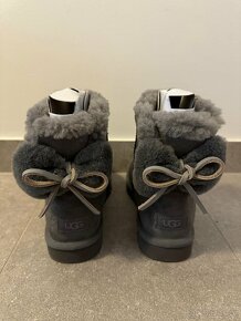 Dámské zimní boty UGG - 5