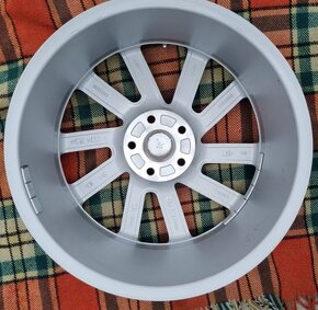 18"HEZKÉ ALU LITÉ DISKY 5x112 ŠKODA KAROQ+SUPERB-3 - 5