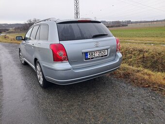 Toyota Avensis 2.2D4D - 5