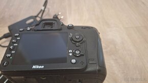 Zrcadlovka Nikon D7200 + objektiv 18-105 - 5