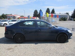 ŠKODA OCTAVIA 1,6TDI 77kw Ambition Tažné 2012 vada - 5