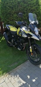 Suzuki DL1000 VStrom - 5