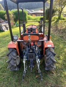 Malotraktor Kubota b1502 - 5