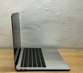 MacBook Air 13” 2018 Space Gray / Záruka 12 Měsíců - 5