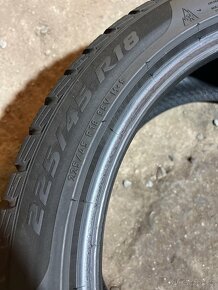 Zimní pneu 225/45R18 (4ks) Pirelli - 5