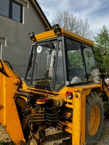 JCB 3CX Bagr - 5