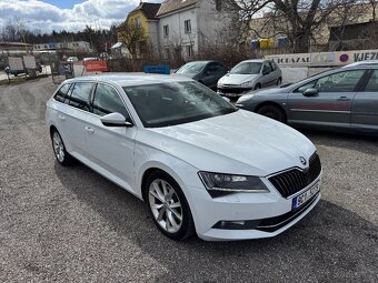 Škoda Superb III Kombi - 5