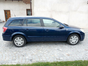 Opel Astra H combi - 5