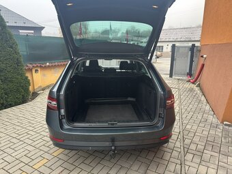 Škoda Superb 2.0 TDi 140kW 4x4 serviska - 5