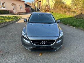 Volvo V40 2.0 D2 - 5