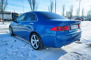 Honda Accord 7G 2.0 - 5