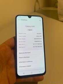 Samsung Galaxy A40 64/4GB Black - 5