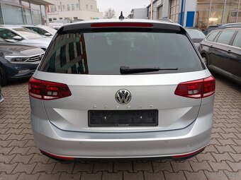 VW Passat B8 2.0TDI 110kW DSG ACC Tažné Navi Kamera Webasto - 5