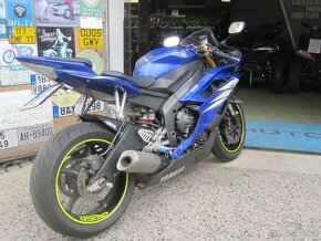 Yamaha YZF-R6 - 5