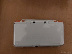 Nintendo 2DS XL + 3 hry + Emulační karta na free hry - 5