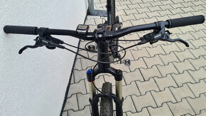 Canyon Neuron AL 6.0, Vzduch. vidlice, Shimano SLX/XT, Rám L - 5