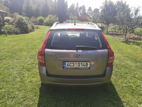 KIA CEE´D 1,6 CRDi ED - kombi, 1582 ccm, 85kW, r.v. 2008 - 5