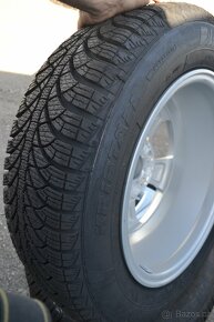 NOVÁ originální zimní sada Toyota Yaris, pneu 185/65 R15 - 5