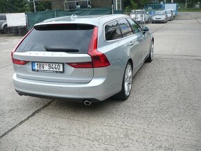 Volvo   V90   2.0 D 4 Momentum Aut. - 5