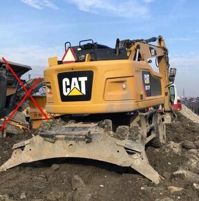 18.6t CAT 317 bagr opěry powertilt 4lžíce - 5