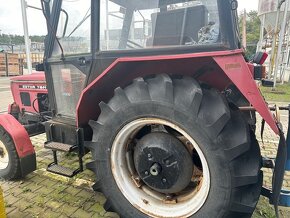 Traktor Zetor - 5