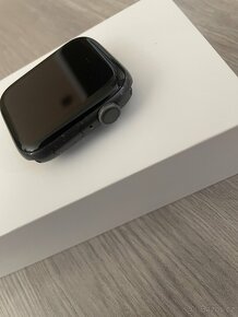 Apple Watch 5 - 44mm space gray - 5