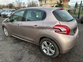 Peugeot 208 1.6Vti 70kw Allure - 5