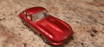 Vintage Matchbox Jaguar E-Type by Lesney No. 32b - 5