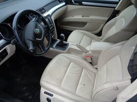 Škoda superb II kombi 2,0tdi, Rozprodám na náhradní díly - 5