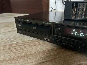 CD přehrávač Technics SL-P477A optical output vč DO - 5