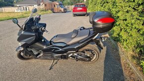 Yamaha T-max 500 - malý nájezd - 5