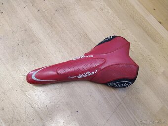 Sedlo Selle Italia Turbo Matic 4 Maganese ližiny, Gel, Red - 5