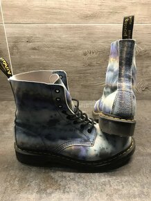 Dr. Martens - 5