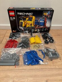 LEGO® Technic 42024 Nákladní vůz s kontejnerem - 5