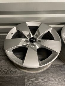 Alu AUDI TT 5x112 17” 8S0601025J - 5