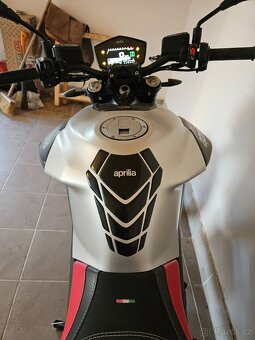 Aprilia shiver 900 - 5