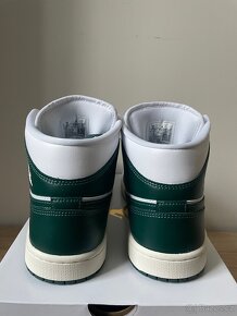 Nike Air Jordan Mid 1 - 5