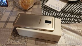 Samsung Galaxy A6 color Gold - 5