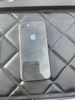 Apple iPhone 8 64GB Space Gray - 5